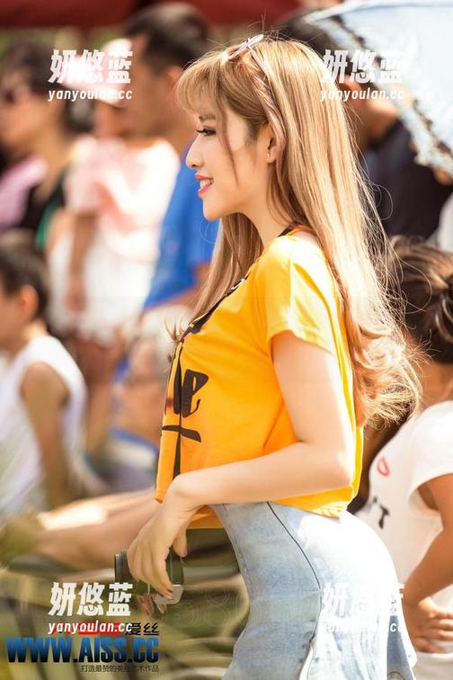 AISS爱丝(钻石版) - 陈雅漫教室记：高清写真集，把每个角落都拍得像表白