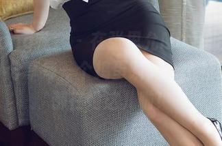 HuaYang花漾 – 在张思允Nice的教室图包里，分享每一个捣蛋瞬间，全校的风头都在她这儿啦！