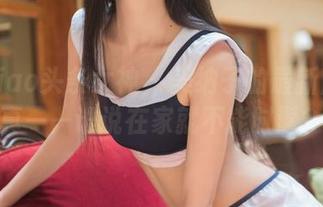 TouTiao头条女神 – 美纳子的最新居家写真——谁说在家就不能时髦？