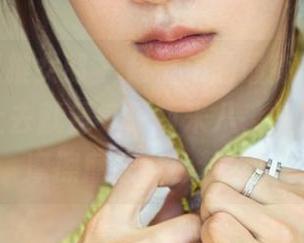 TuiGirl推女郎 – 赵惟依的最新写真集，套装穿上去就是气场两米八，快跟我一起摩擦摩擦小心梦碎！