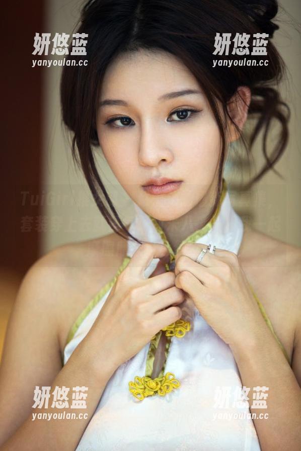 TuiGirl推女郎-赵惟依 TuiGirl推女郎 - 赵惟依的最新写真集,套装穿上去就是气场两米八,快跟我一起摩擦摩擦小心梦碎!