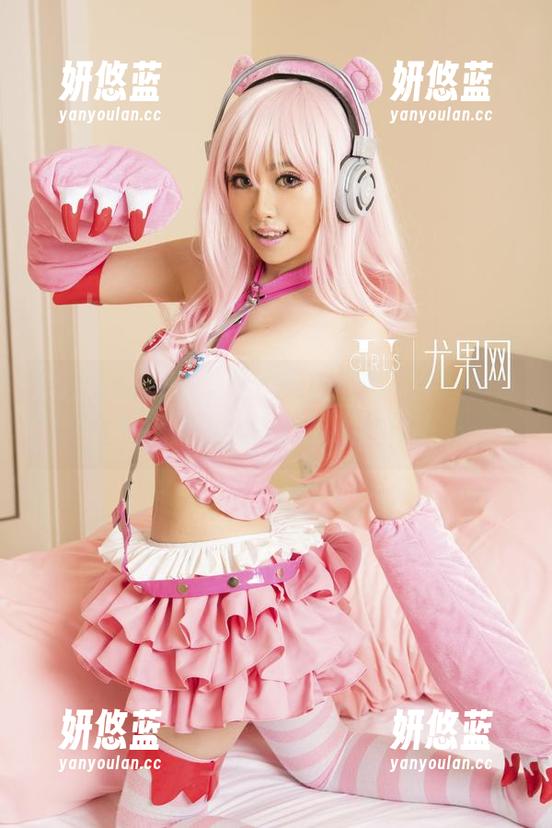 UGirls尤果网 - 温鈊怡的图片，学姐的造型，资源丰富得好像在挑战极限
