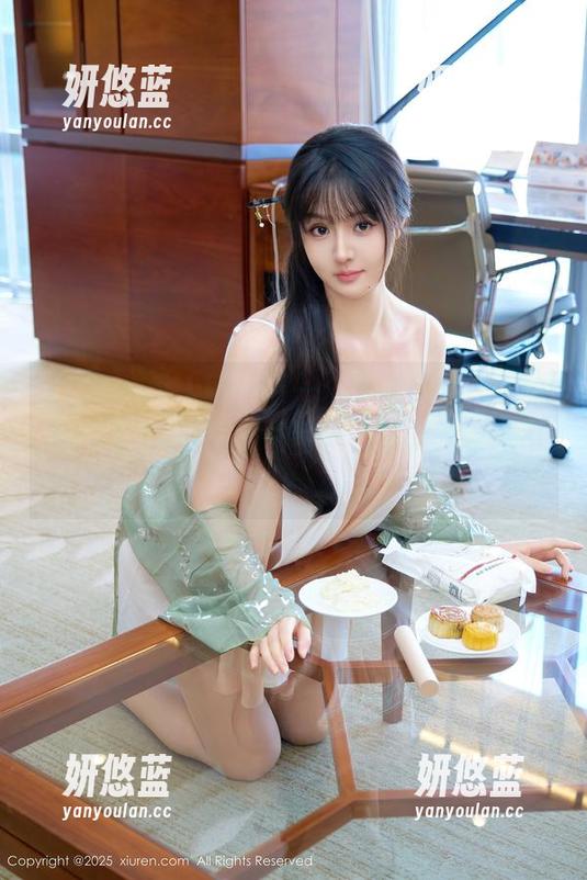 Xiuren秀人网 - 下一个下载目标，李雅柔182CM的连衣裙写真，这事儿靠谱不？
