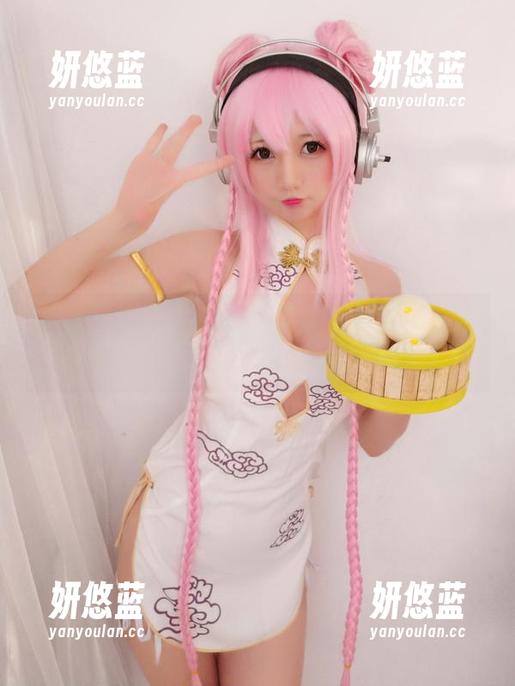 作品表演：nagisa魔物喵肉丝私拍中的撒娇与俏皮