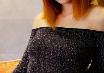 pans – 兔兔丝袜图集：带点儿叛逆的慎重，还加了些不经意的美。