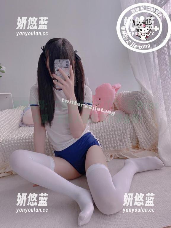 美图驾到：二阶堂宅绘子扛起‘蓝色cos’大旗，连路人都想跪下求合照！