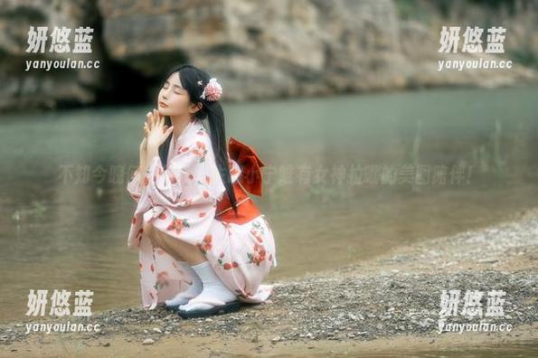 失眠小宁 不知今晚何去何从,失眠小宁唯有女神拉毗的美图陪伴!