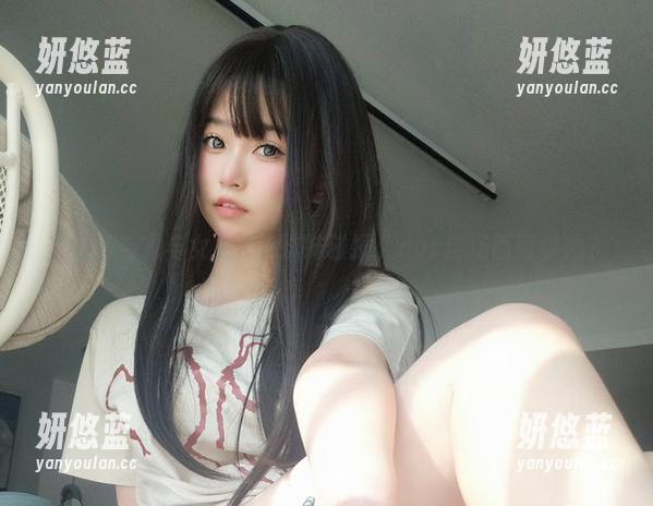 女主K 当红色毛衣与女主K的妹妹碰撞,cos这场面可以吗?