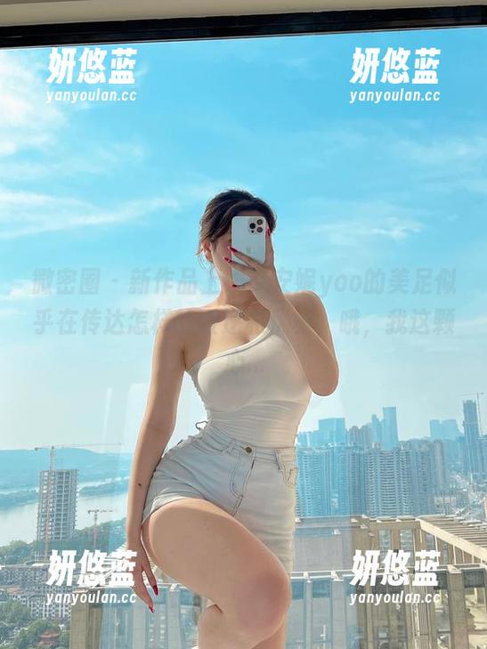安妮yoo 微密圈 - 新作品上线,安妮yoo的美足似乎在传达怎样的叛逆和优雅,哦,我这颗心...