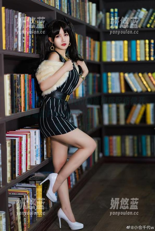 小仓千代w 原图一看,小仓千代w的旗袍搭配仿佛开了个时髦的Party,外加“忍不住看第二眼”的加成。