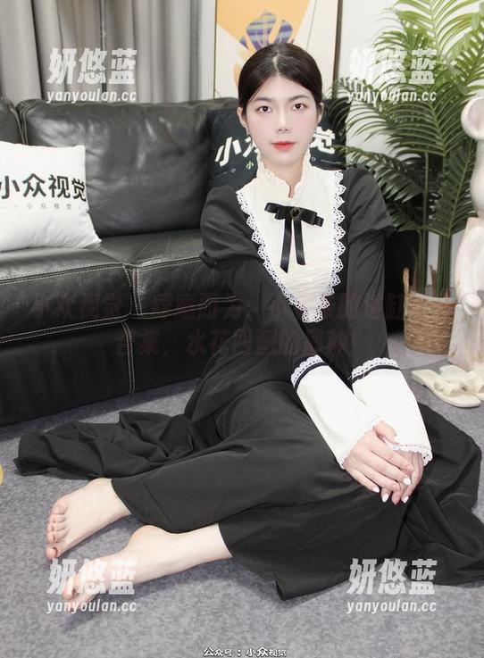 小众视觉 - 肆意而为：小薯条的浴缸写真合集，水花四溅的那种！