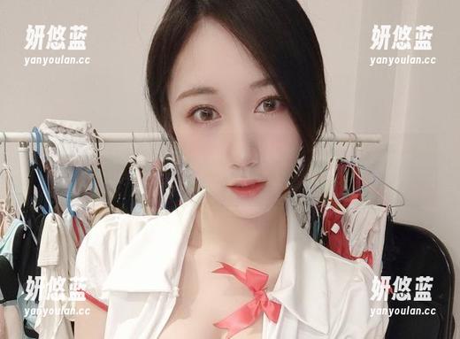 小玉吃果冻 微密圈 - 不用犹豫,这套免费套图让你一步步靠近小玉吃果冻的美腿和玉足!