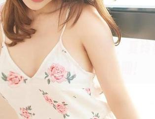 尤蜜荟 – 她在自拍中的样子，夏玲蔓的写真合集炸裂了我的预期！