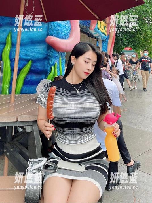 张老师 微密圈 - 油光四溢的张老师,图包里都是我的快乐源泉!