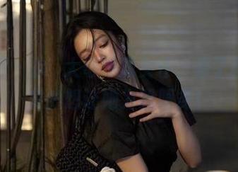 微密圈 – 徐珺大哥专属女仆，看了图片我突然想让她为我服务！