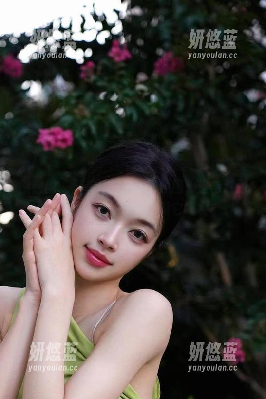 徐珺大哥 微密圈 - 聚焦徐珺大哥的原图,这毛绒豹猫的眼神……在叫我喂它零食?