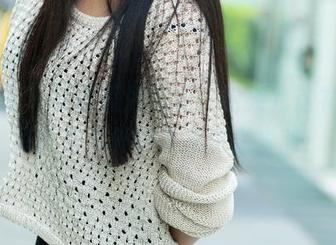 推女郎 – 高清照片揭示：松果儿这礼服，可能是从外星人那里借来的！