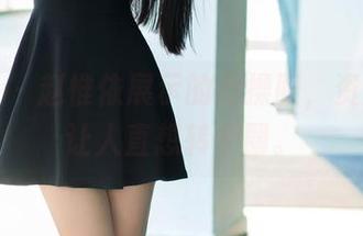 推女郎 – 赵惟依展示的体操服，资源多到让人直想转个圈。