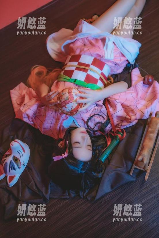 桜桃喵在和服中似乎迷失了，这套写真要不要来一块看热闹？