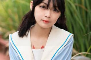 梨瑾瑾为你开启幼稚园模式，下载作品，带你重回校园的欢乐时光！