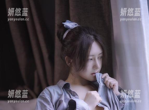 樱晚gigi 樱晚gigi,真能把橙色光通过这些cos资源搞得这么生动?