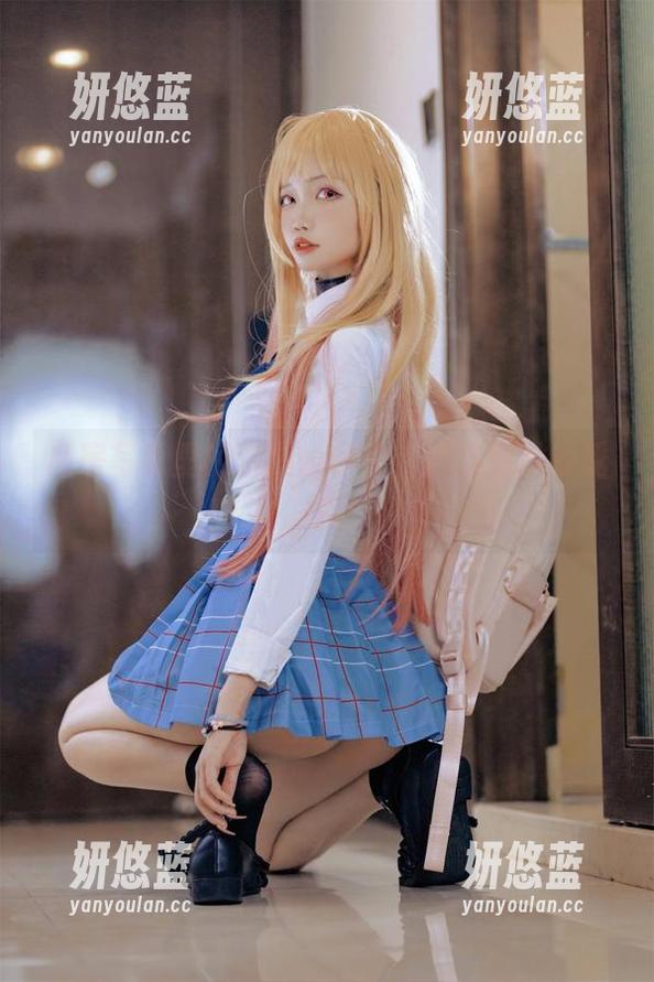 私房写真里的洛桑w伊梓，眼镜妹妹的诱惑