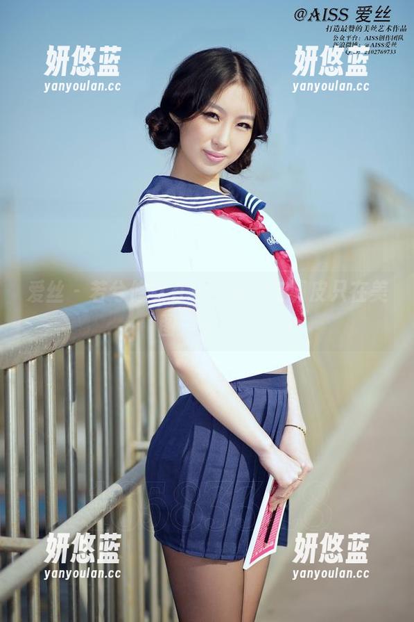 爱丝 - 若兮修女在线，纯真与调皮只在美图一线间！