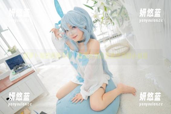 狐萝卜呦的和服写真，像是从漫画里走出来的小姐姐