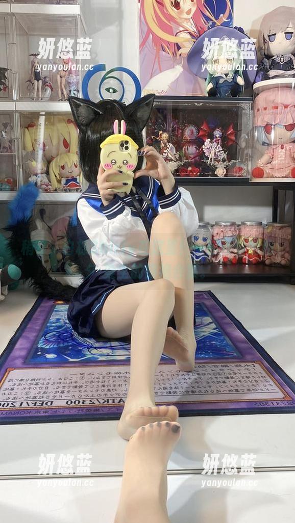 白栎Shirly 稍等,白栎Shirly在这里!一起观看她和夕·染尘的旗袍合集。