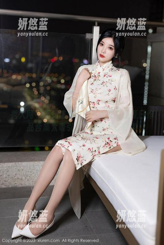 秀人网 - 不知该看哪里？可可芝的夏日作品合集太吸引了，眼睛都在打架
