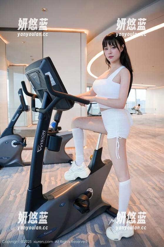 秀人网-小嘉敏 秀人网 - 小嘉敏:美图之上,运动不止是汗水