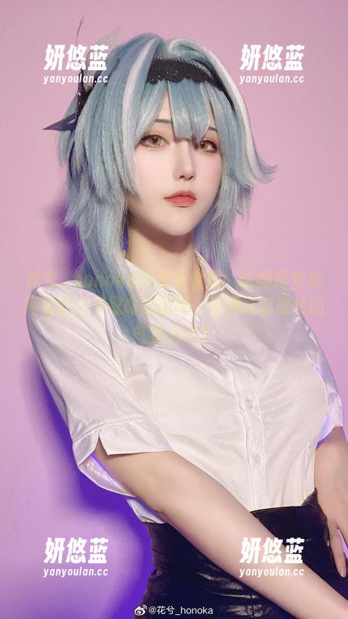 花兮_honoka 花兮_honoka的套装企划:试图用壁纸掩盖此生不致命的美图,有种跃跃欲试的气氛对吧?
