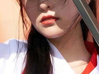蜜桃社 – 陆萱萱Cecilia全集，温柔到让我有些害羞的写真放出啦。