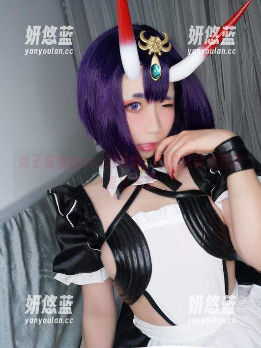贞子蜜桃 贞子蜜桃的cos游泳池,波拉泳装流淌的夏日气息