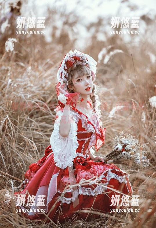 阿包也是兔娘的龙妹写真，唉，这新年从此充满了个性。