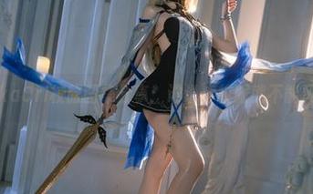 阿薰kaOri校服图集分享：谁说穿校服就不能风骚？