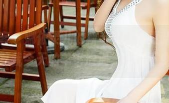 青豆客 – 娜依灵儿的新毛衣写真更新，权且算我今天的羊毛遭遇，不多不少。