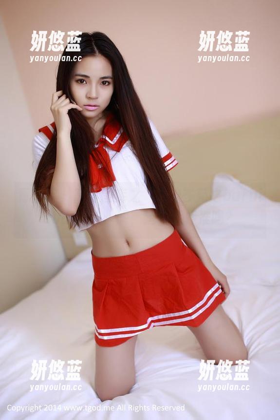 青豆客-岑苑之barbiebaby 青豆客 - 高清图库之“厨娘岑苑之barbiebaby”:呃,这道菜标准吗?