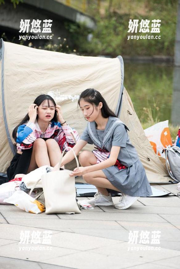 魔镜街拍 - 图库里晒出的OL之美，婷婷的黑丝日常毫不含糊！