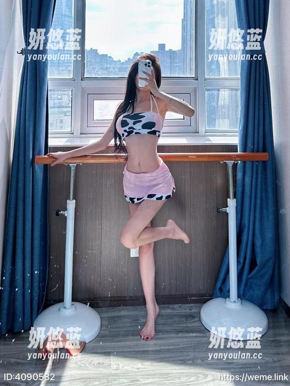 微密圈 - 黎允熙的裸足套图，脚丫子也会说话吗？